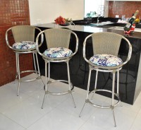 /album/www-wemoveis-com-br/banqueta-imperio-giratoria-lan%c3%a7amentos-jpg/